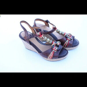 Nurture Cayman wedges